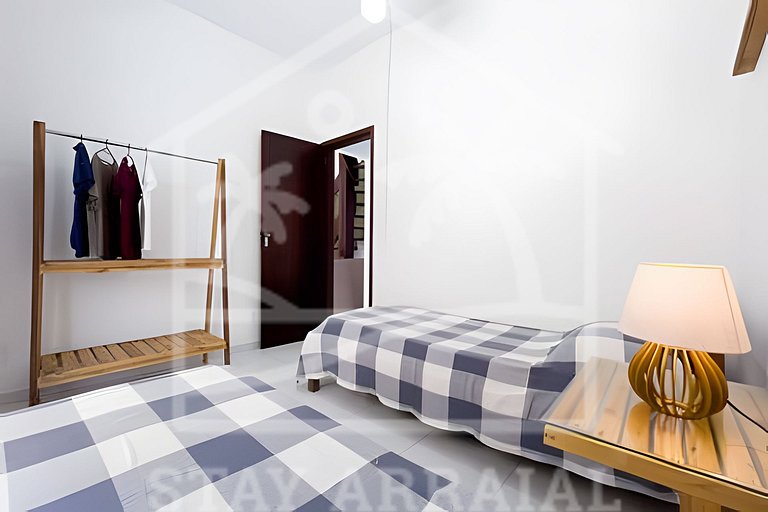 Duplex c/ Terraço e Churrasqueira 1 min da Prainha